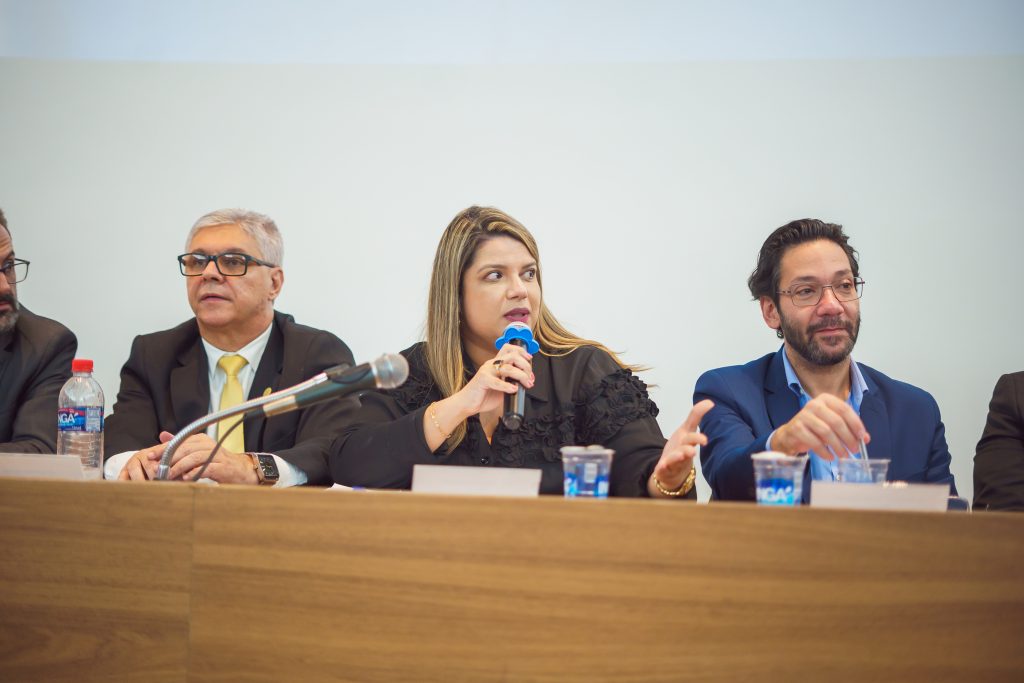 A diretora institucional da CAAMG, Flávia Fachinelli, responsável pela iniciativa, ressaltou o seu entusiasmo com o projeto promovido (Crédito: Mateus Gomes/CAAMG)