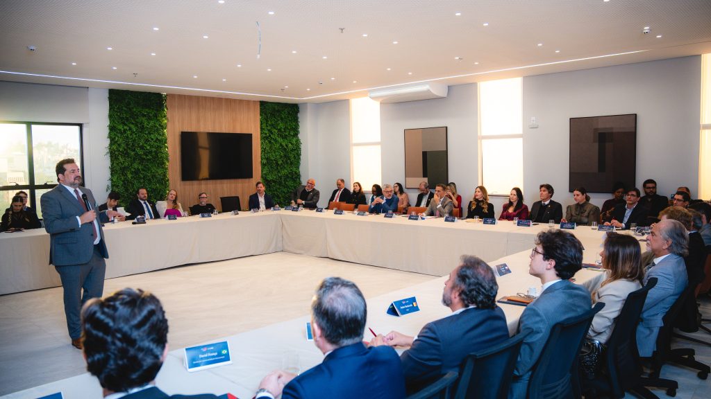 Ângela botelho representa caamg em encontro inédito sobre internacionalização da advocacia