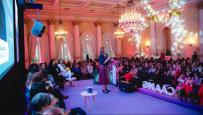 Quando elas lideram: iii encontro de mulheres dirigentes de subseções da ordem reúne mais de 500 representantes da oab-mg