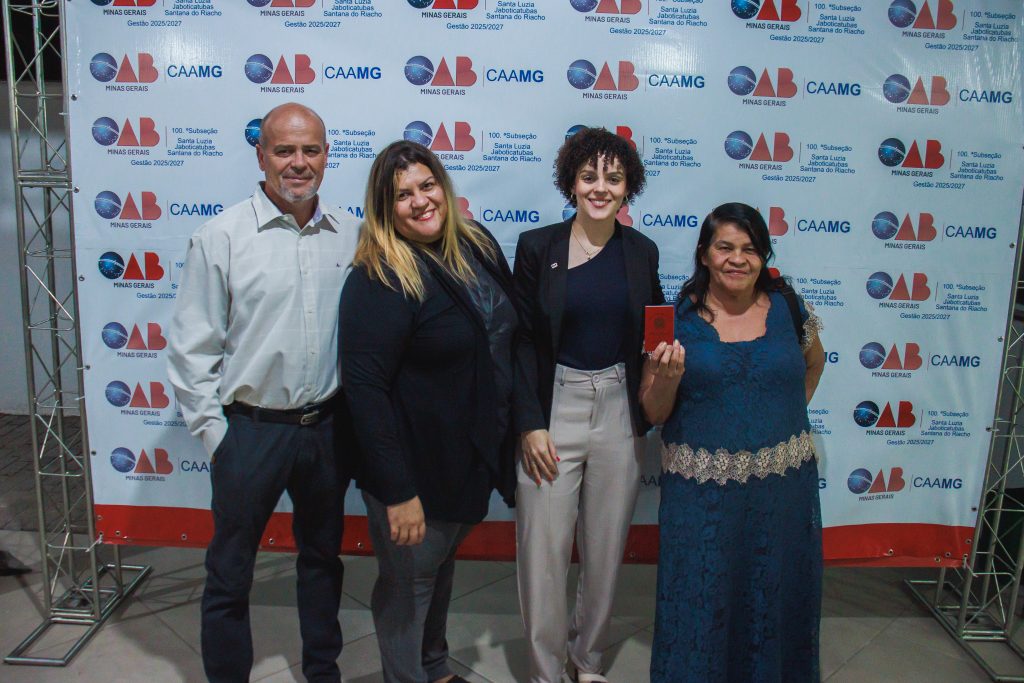 Presidente ângela botelho é paraninfa em entrega de carteiras da 100ª subseção