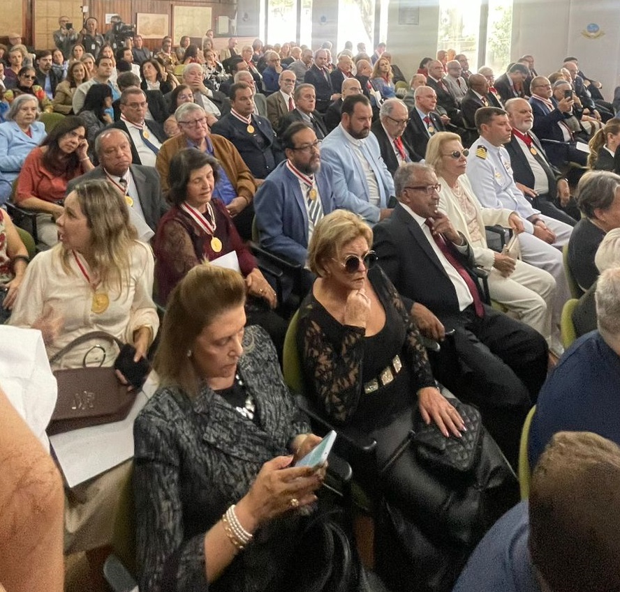 Ângela botelho participa de posse e celebração de 118 anos do instituto histórico e geográfico de minas gerais